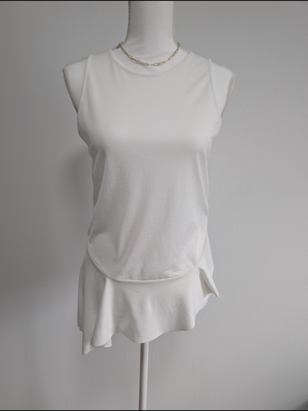ZARA NWT Solid White Sleeveless Tank Top Medium M Peplum Asymmetrical Ruffle
